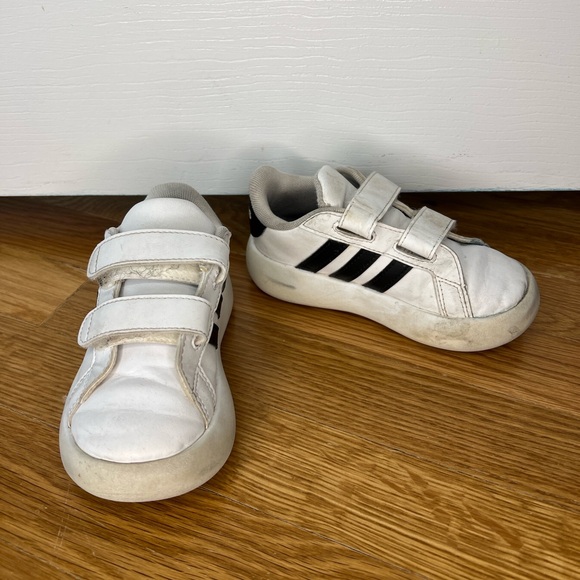 adidas Other - Adidas Kids Velcro Sneakers Size 8K | Play Shoes / Daycare Pair